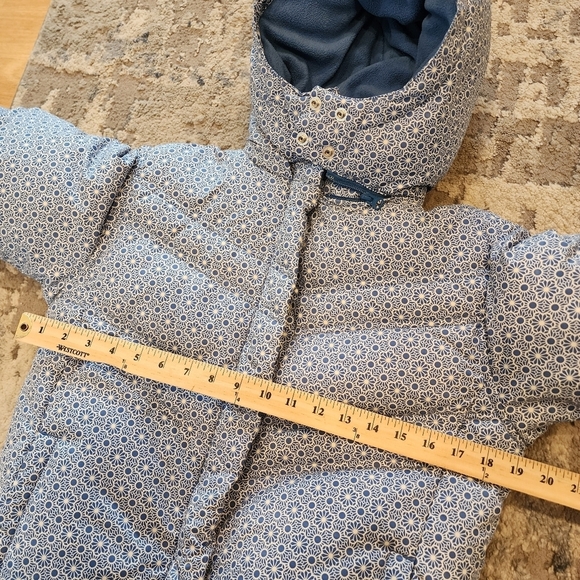 NWT Gap Kids Down Puffer Coat. Blue white floral. Size XL (12). - Picture 12 of 15